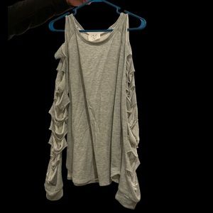 Super cute grey long sleeve blouse